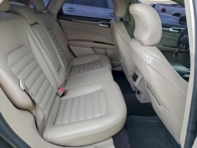 Ford Fusion Sel Image 2