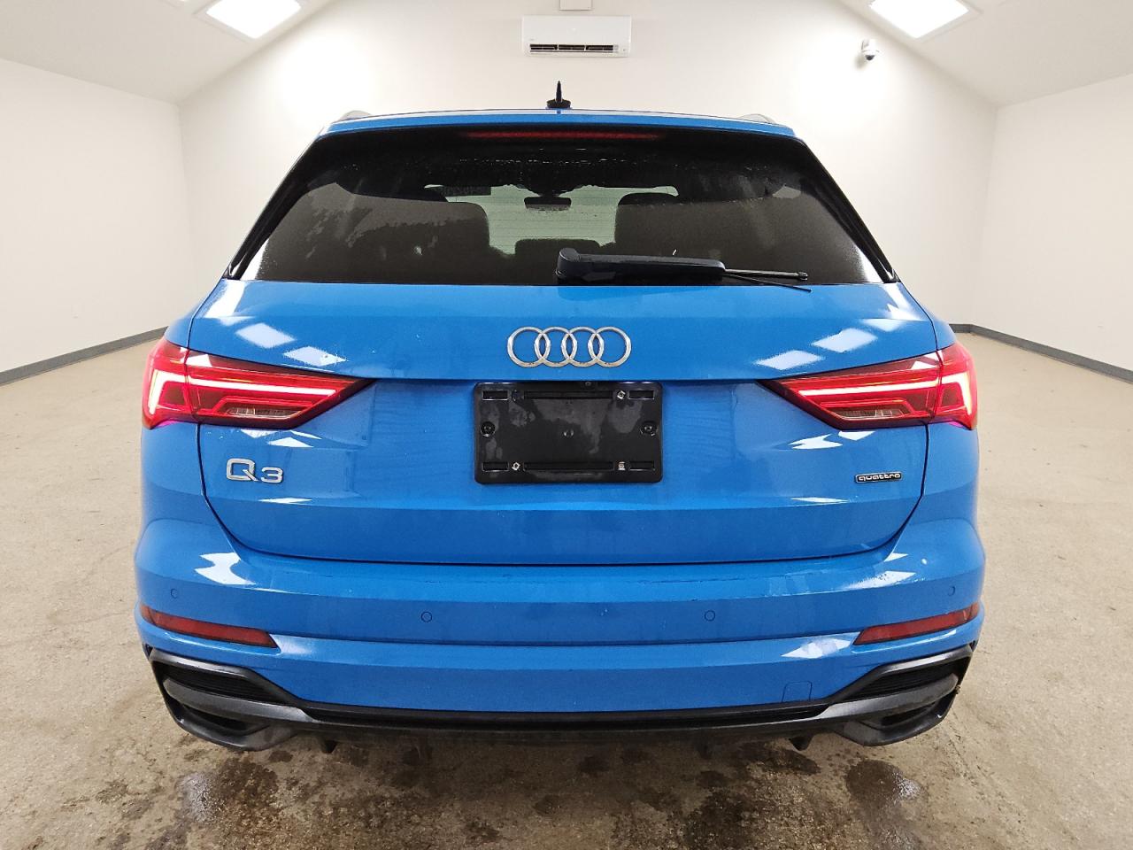 Audi Q3 Premium Plus S-line Image 12