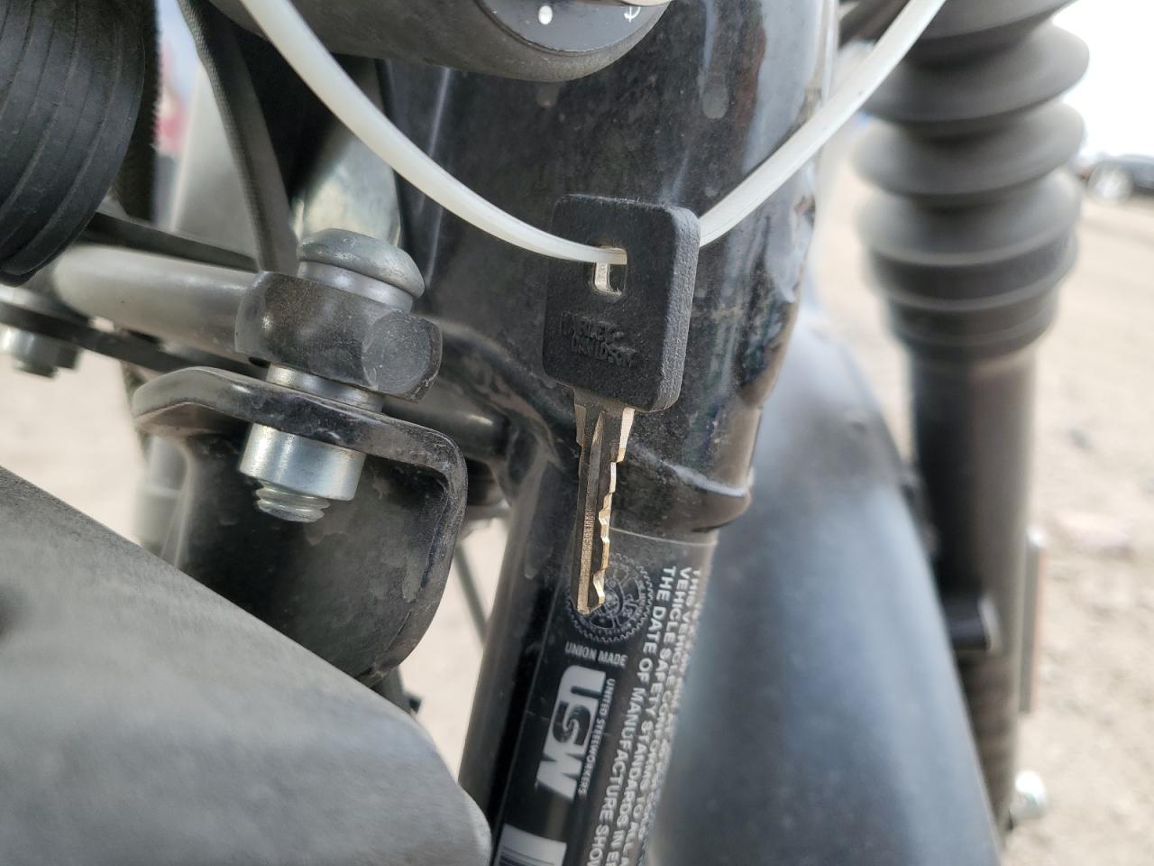 Harley-Davidson Xl883 N N Image 8