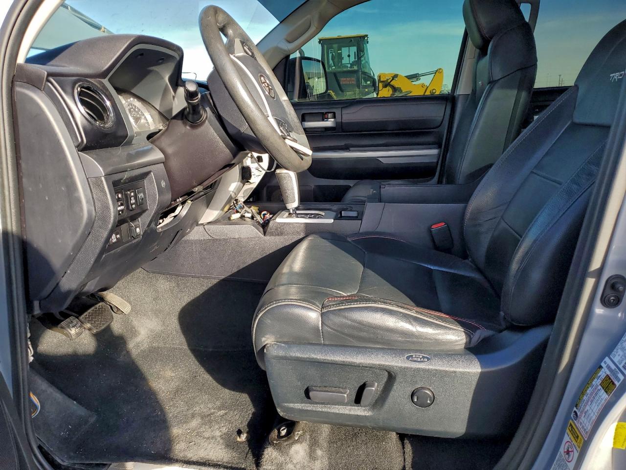 Toyota Tundra Crewmax Sr5 Image 5