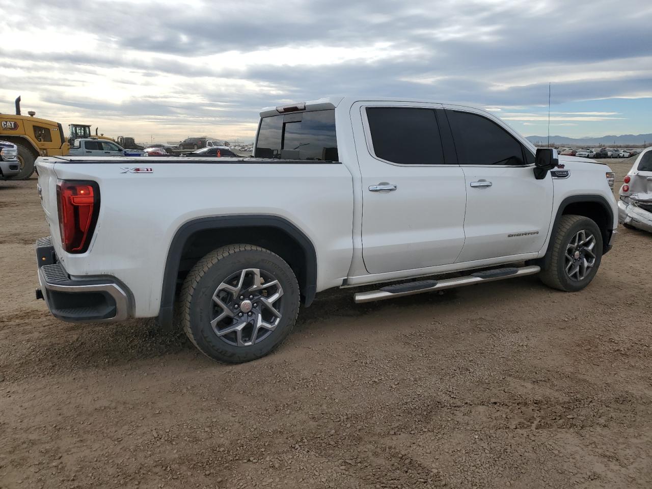 GMC Sierra K1500 Slt Image 2