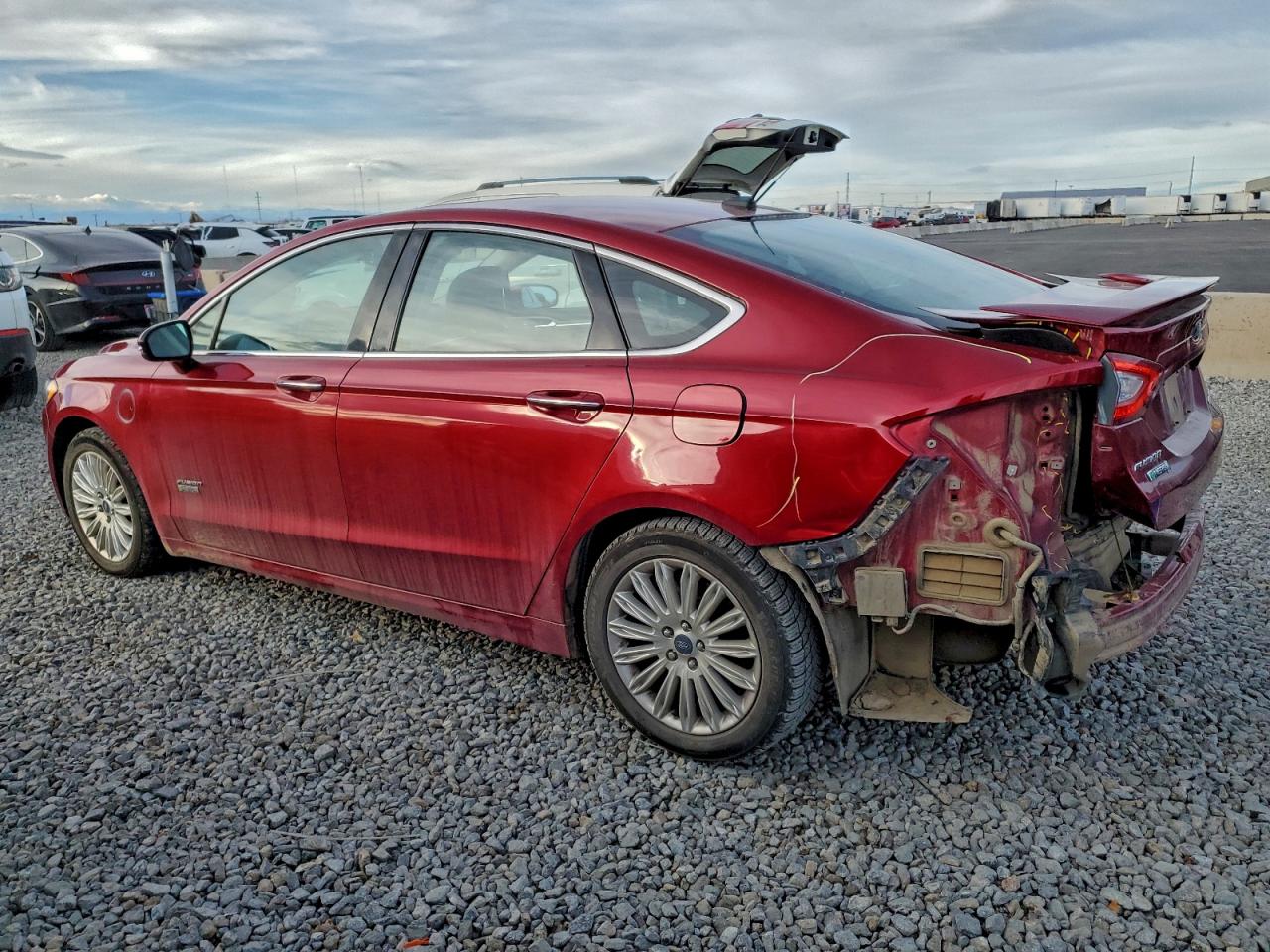 Ford Fusion Titanium Phev Image 10