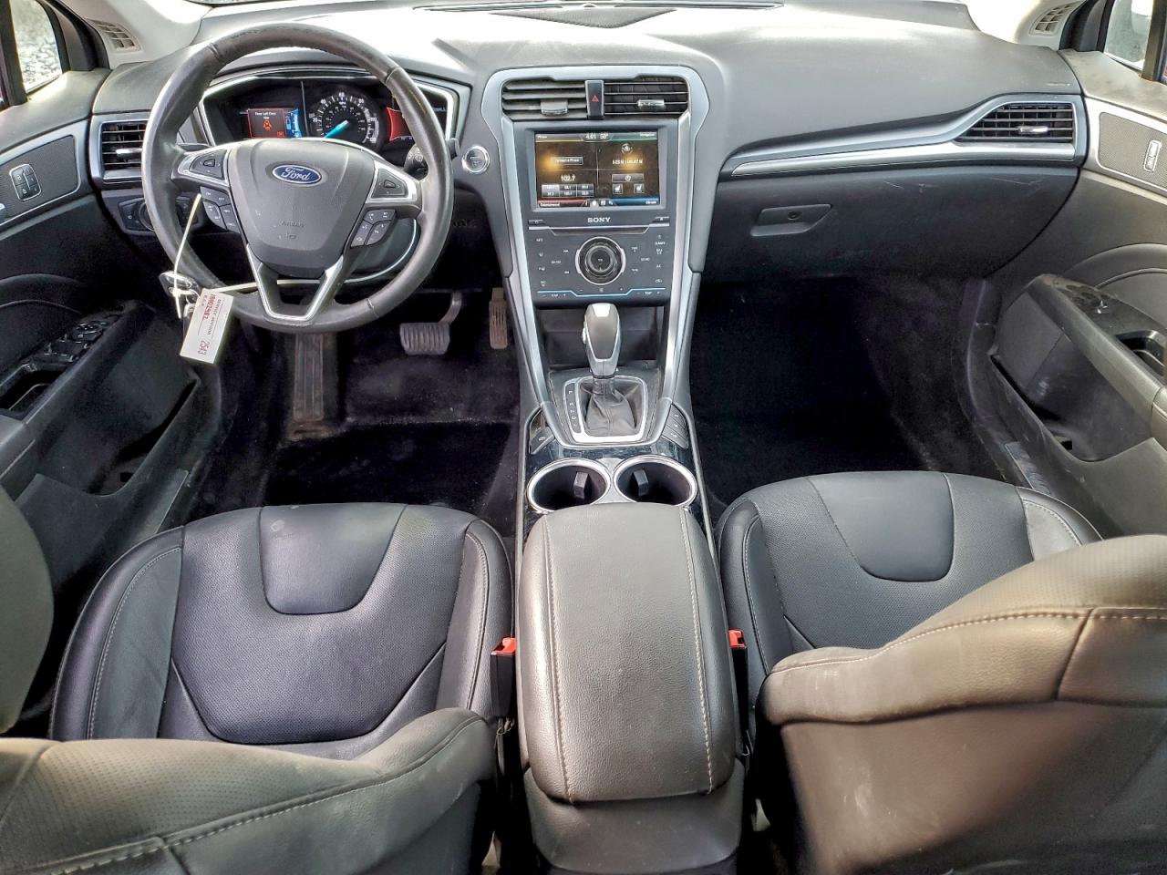 Ford Fusion Titanium Phev Image 6