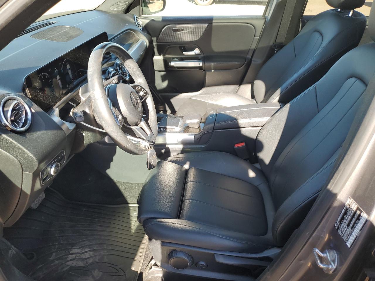 Mercedes-Benz GLB 250 4matic Image 3