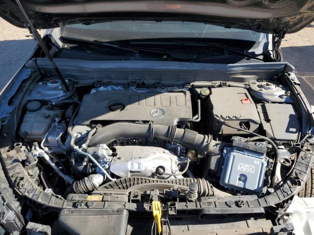 Mercedes-Benz GLB 250 4matic Image 12