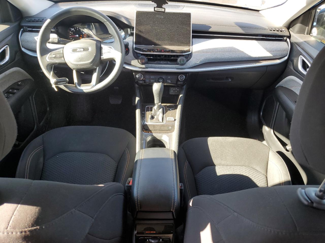 Jeep Compass Sport Image 9