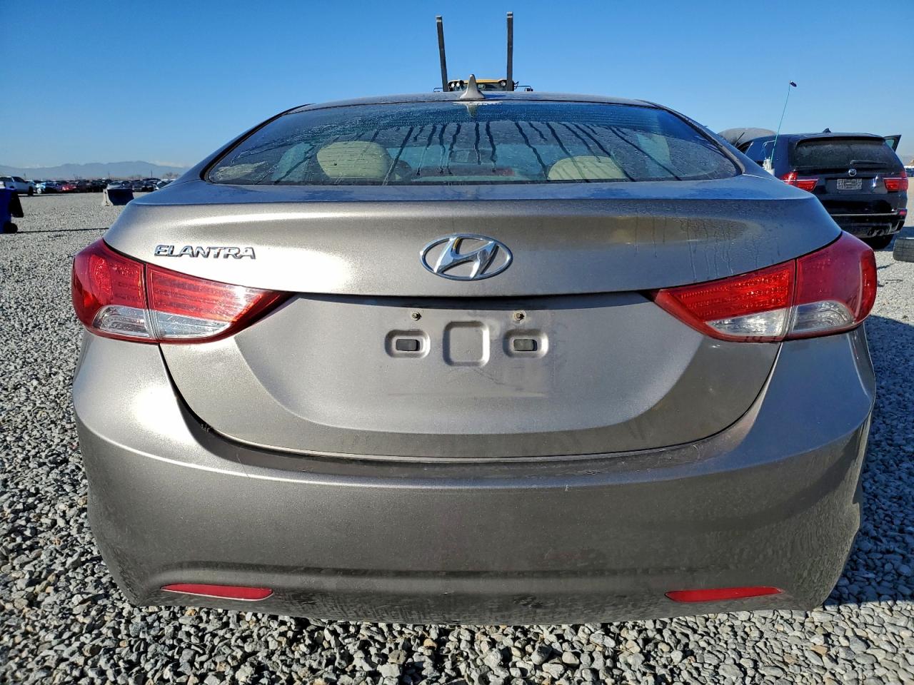 Hyundai ELANTRA Gls Image 6