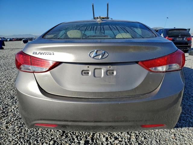 Hyundai ELANTRA Gls Image 6
