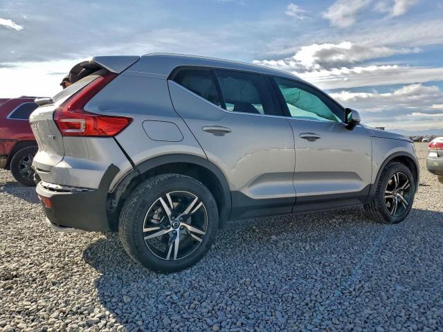 Volvo Xc40 Core Core Image 8