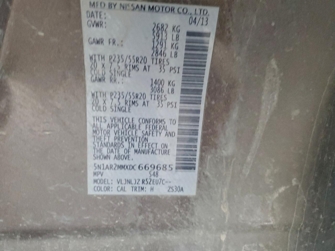 Nissan Pathfinder S Image 7