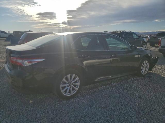 Toyota Camry L Image 5