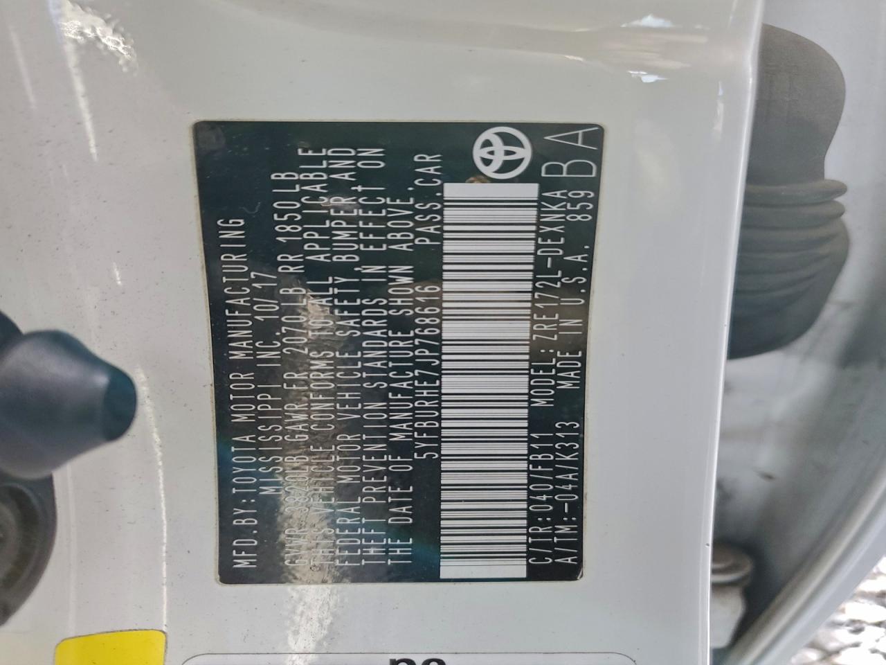 Toyota Corolla L Image 8