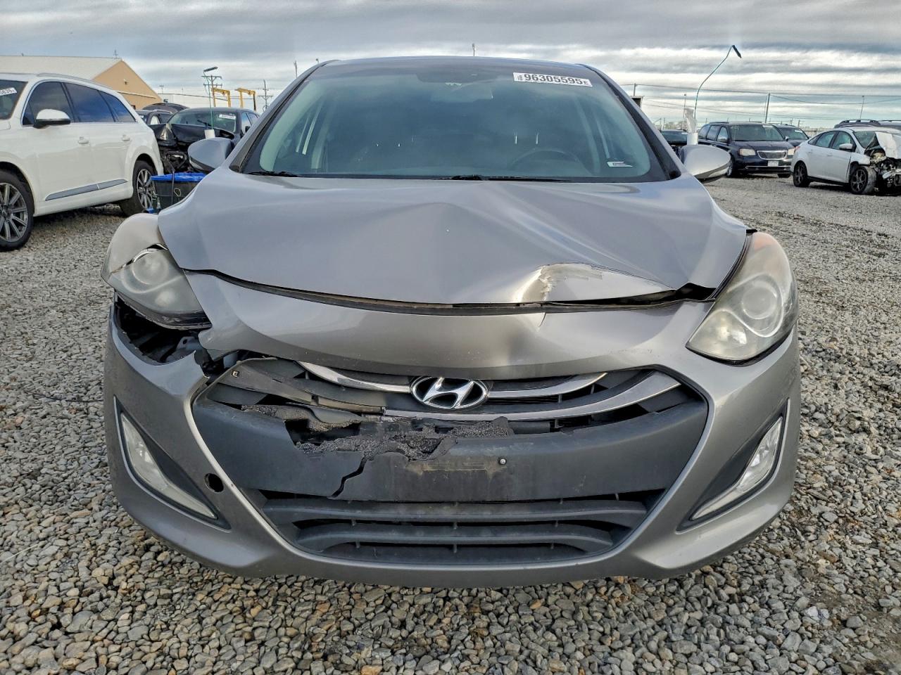 Hyundai ELANTRA Image 5