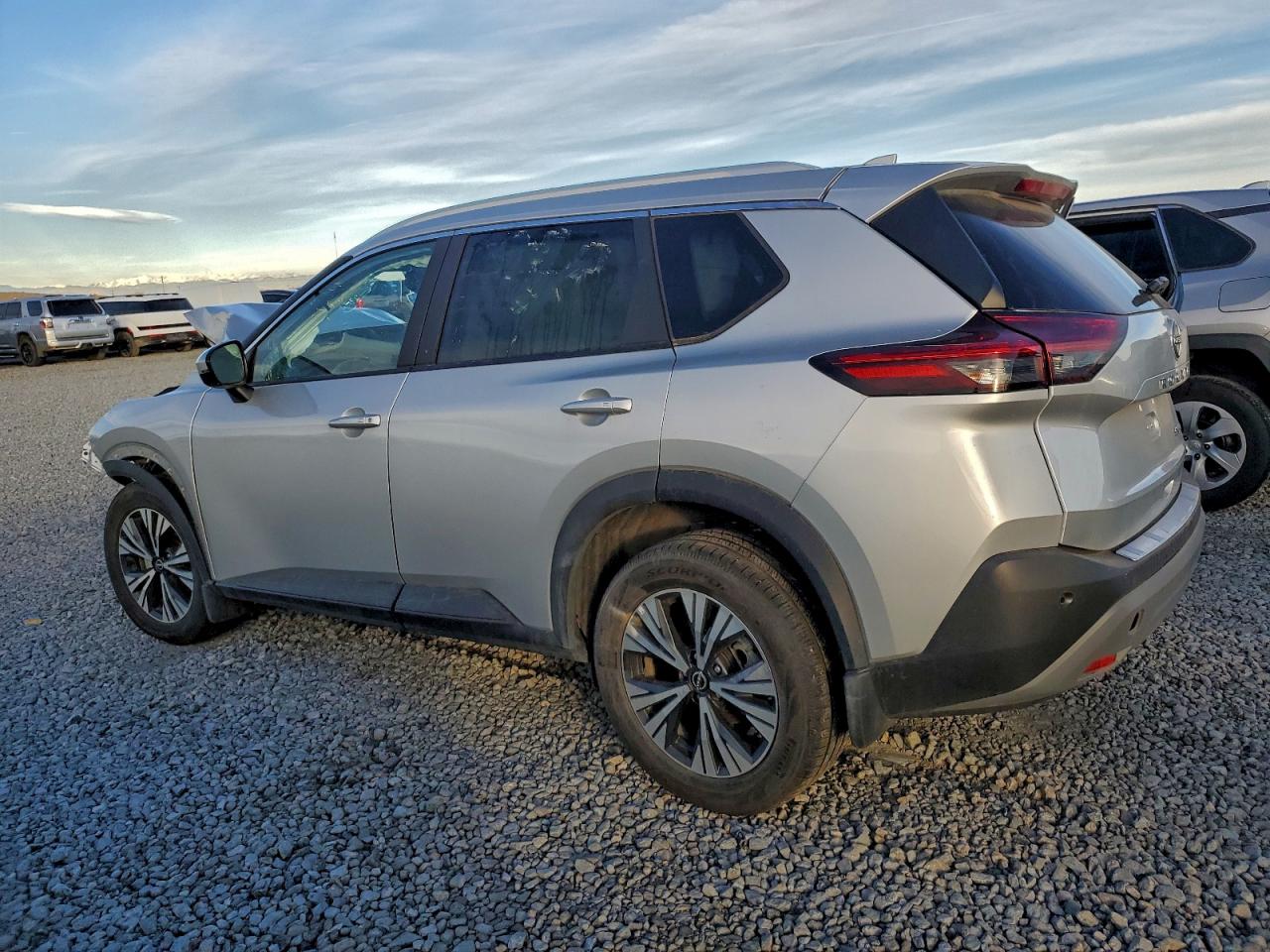 Nissan Rogue Sv Image 2