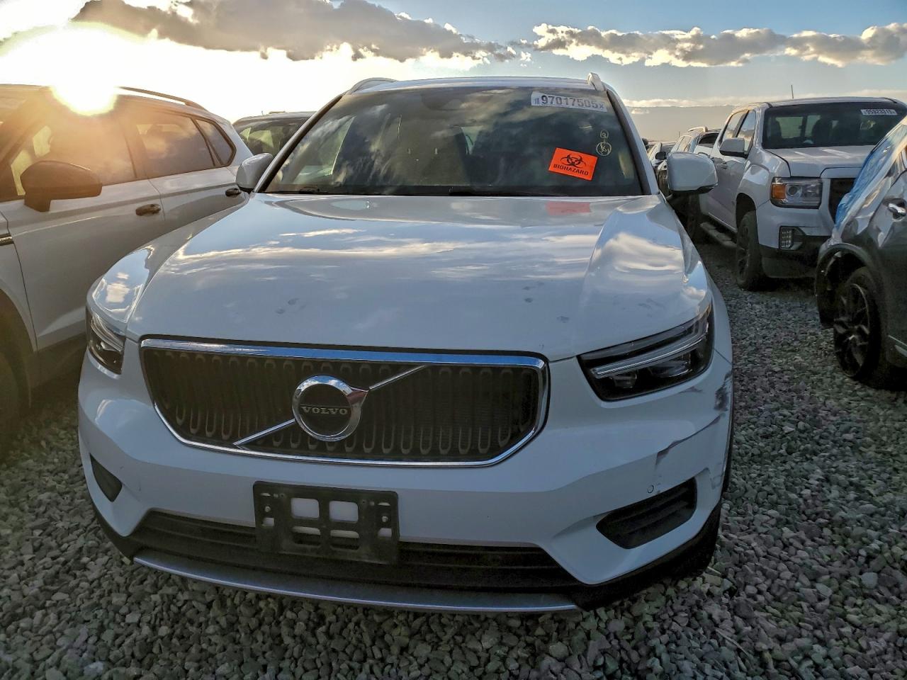 Volvo XC40 T5 Momentum Image 2