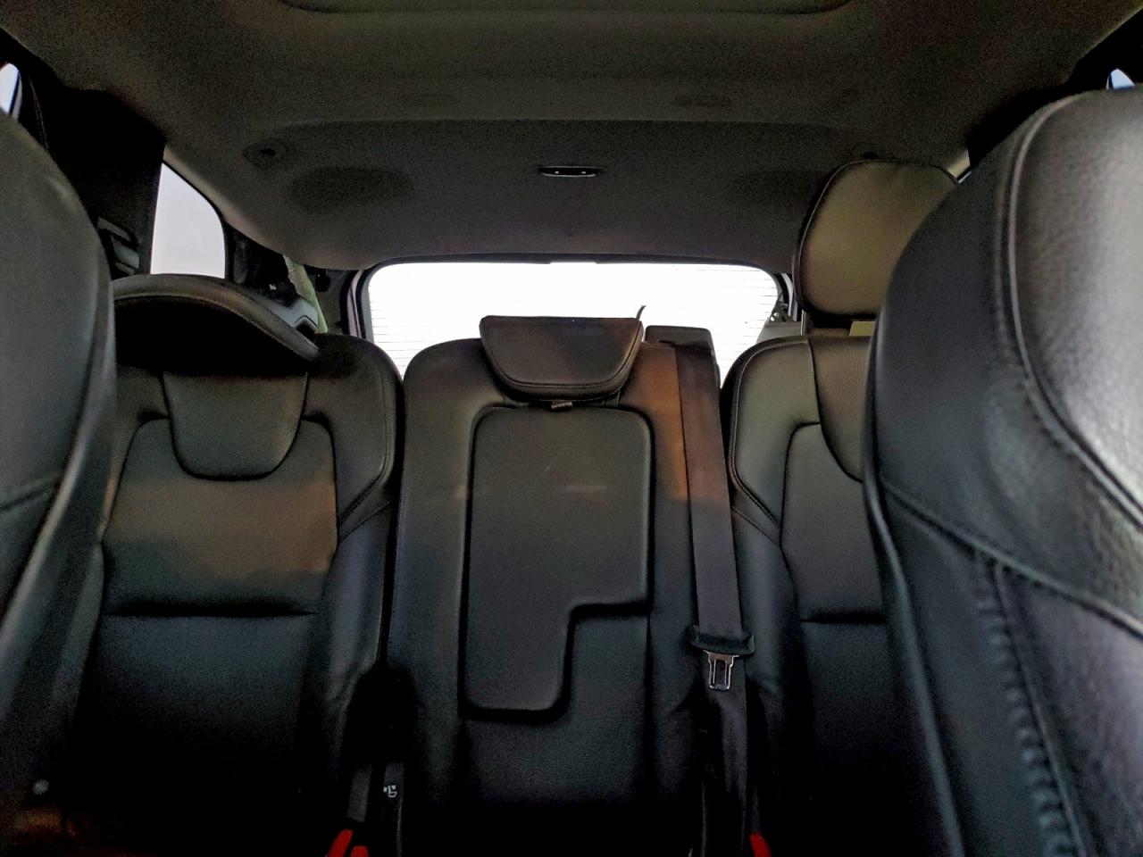 Volvo XC90 T6 Momentum Image 4