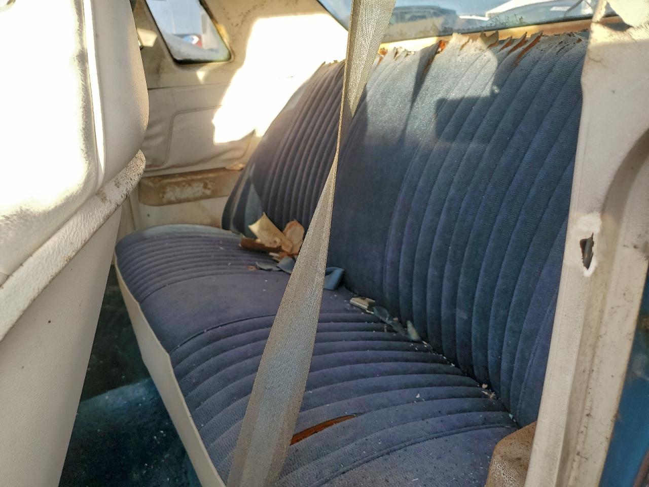 Oldsmobile Cutlass Image 3