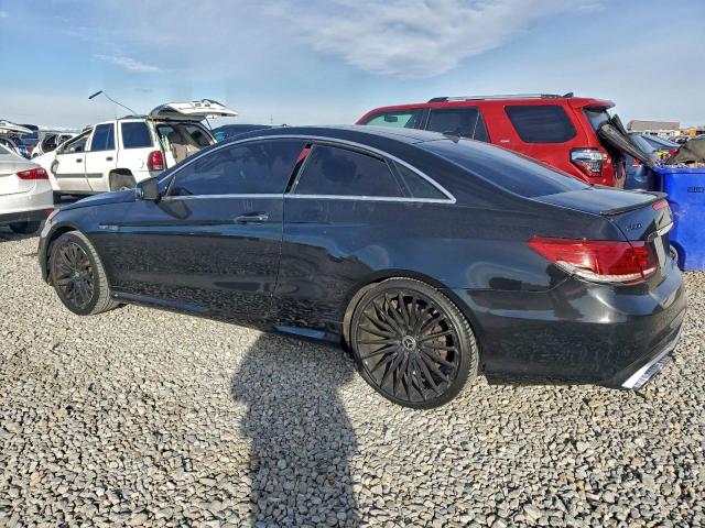 Mercedes-Benz E-Class 550 Image 6