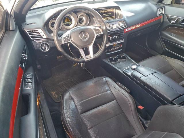 Mercedes-Benz E-Class 550 Image 9