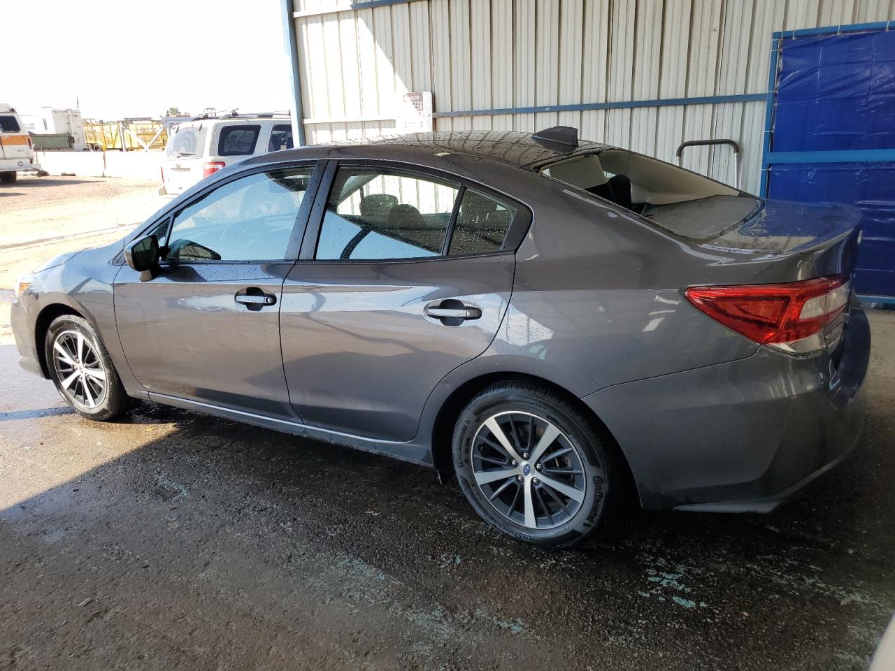 Subaru Impreza Premium Image 2