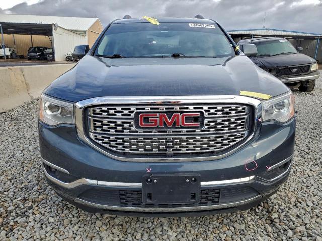 GMC Acadia Denali Image 13
