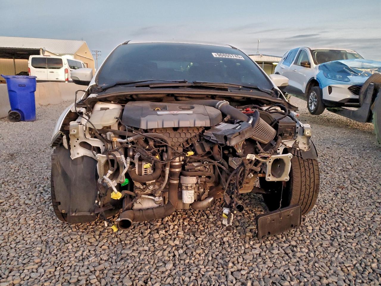 Ford Focus St Image 11