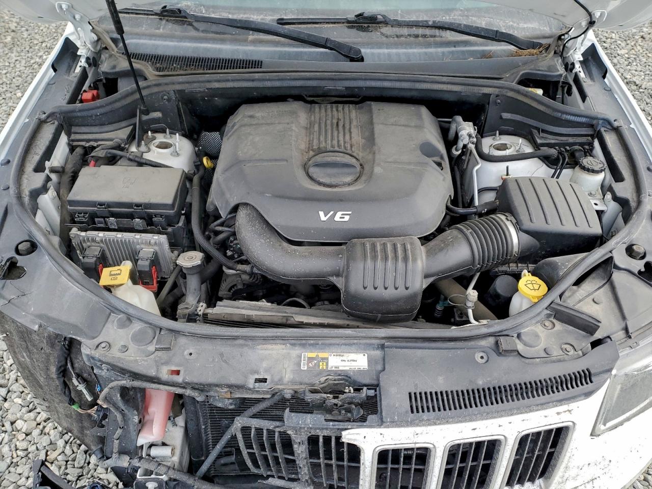 Jeep Grand Cherokee Laredo Image 8