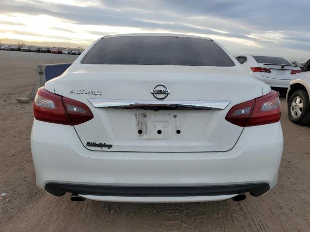 Nissan Altima 2.5 Image 5