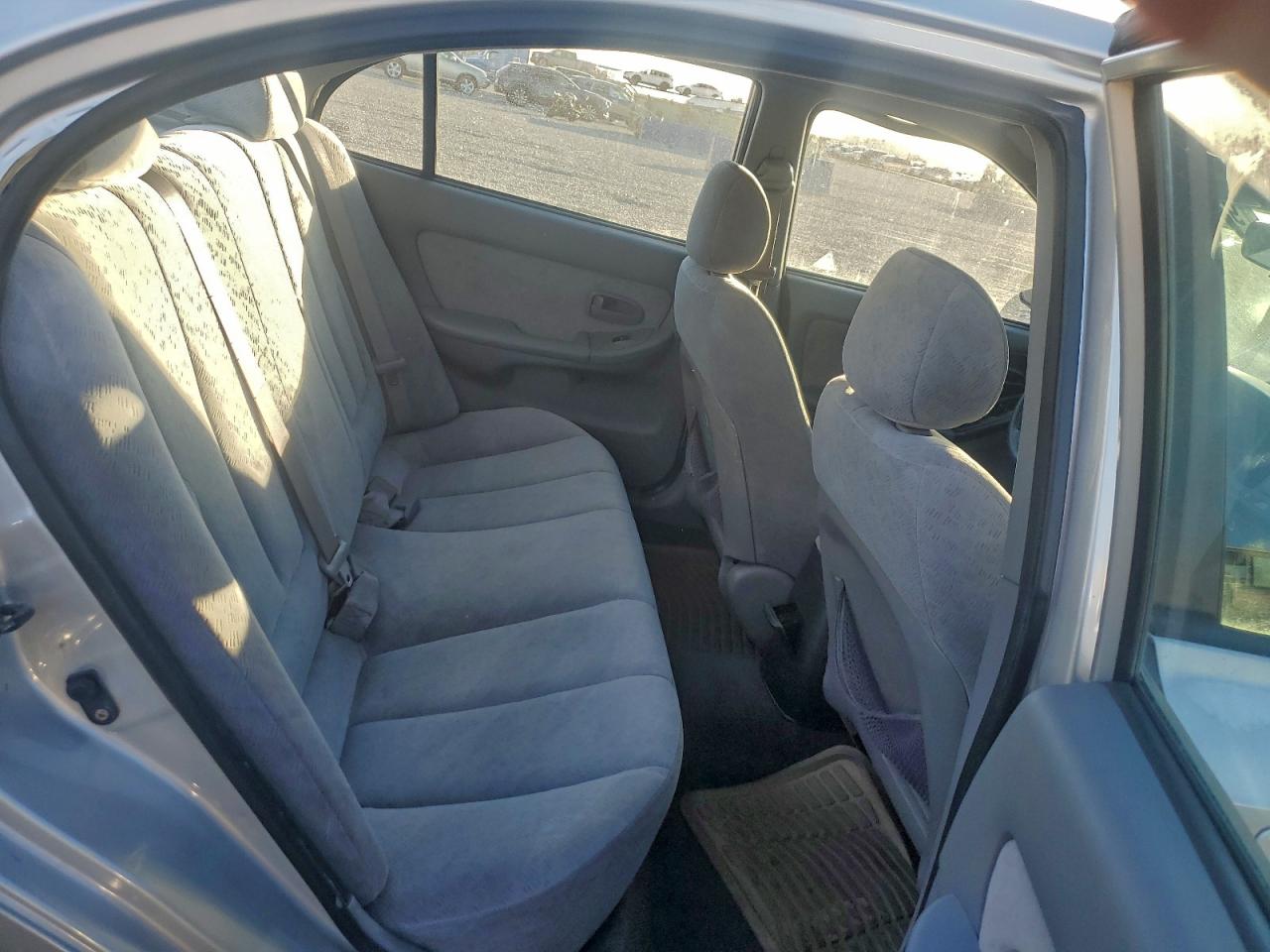 Hyundai ELANTRA Gls Image 10