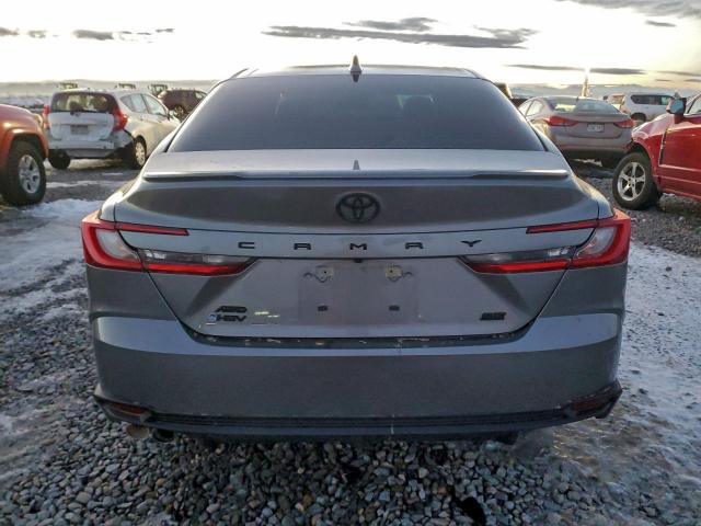 Toyota Camry Xse Image 3