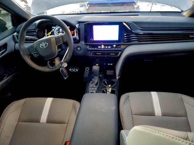 Toyota Camry Xse Image 12