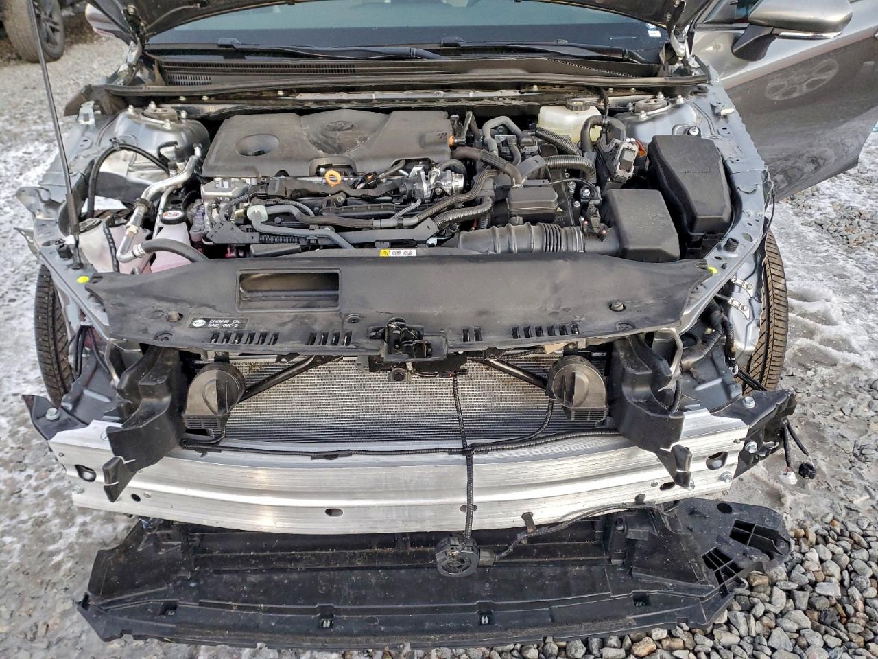 Toyota Camry Xse Image 9