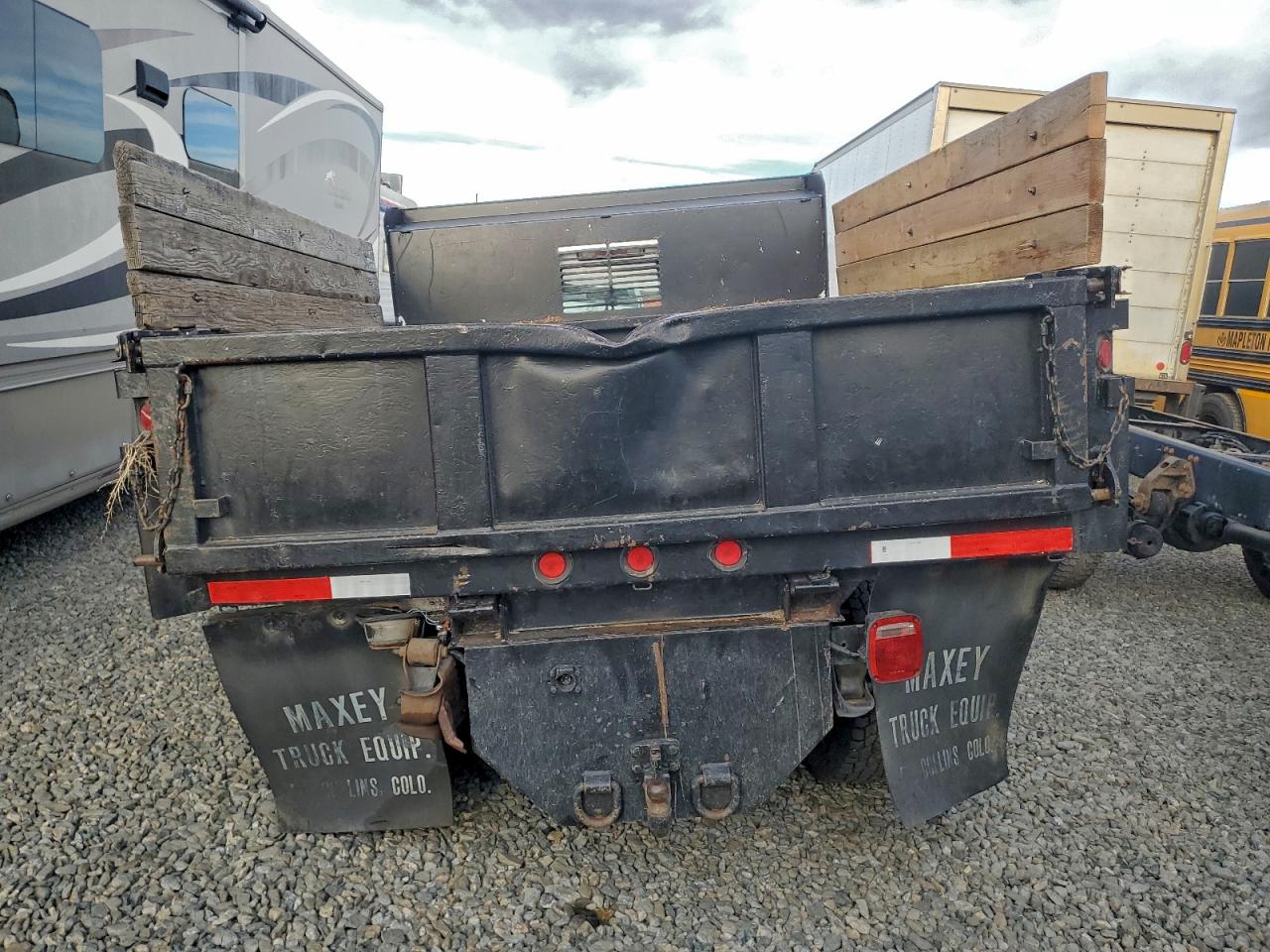 GMC Sierra K3500 Image 3