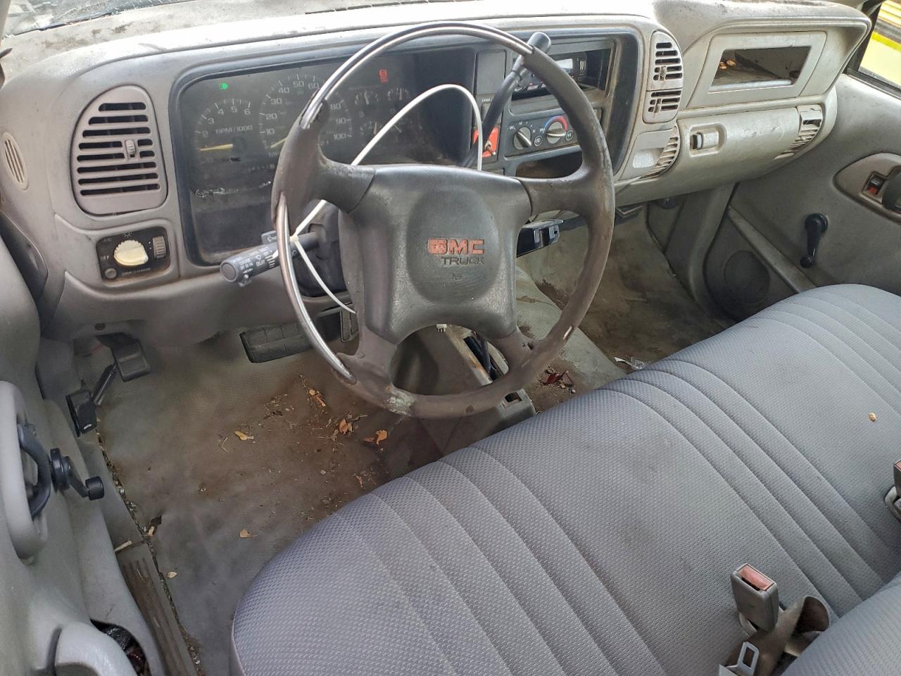 GMC Sierra K3500 Image 11