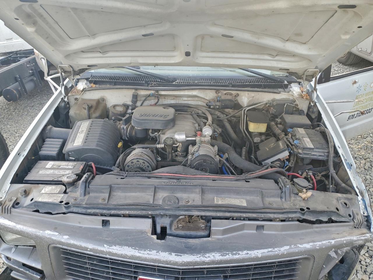 GMC Sierra K3500 Image 9