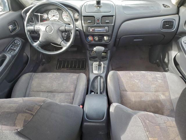 Nissan Sentra Se Image 11