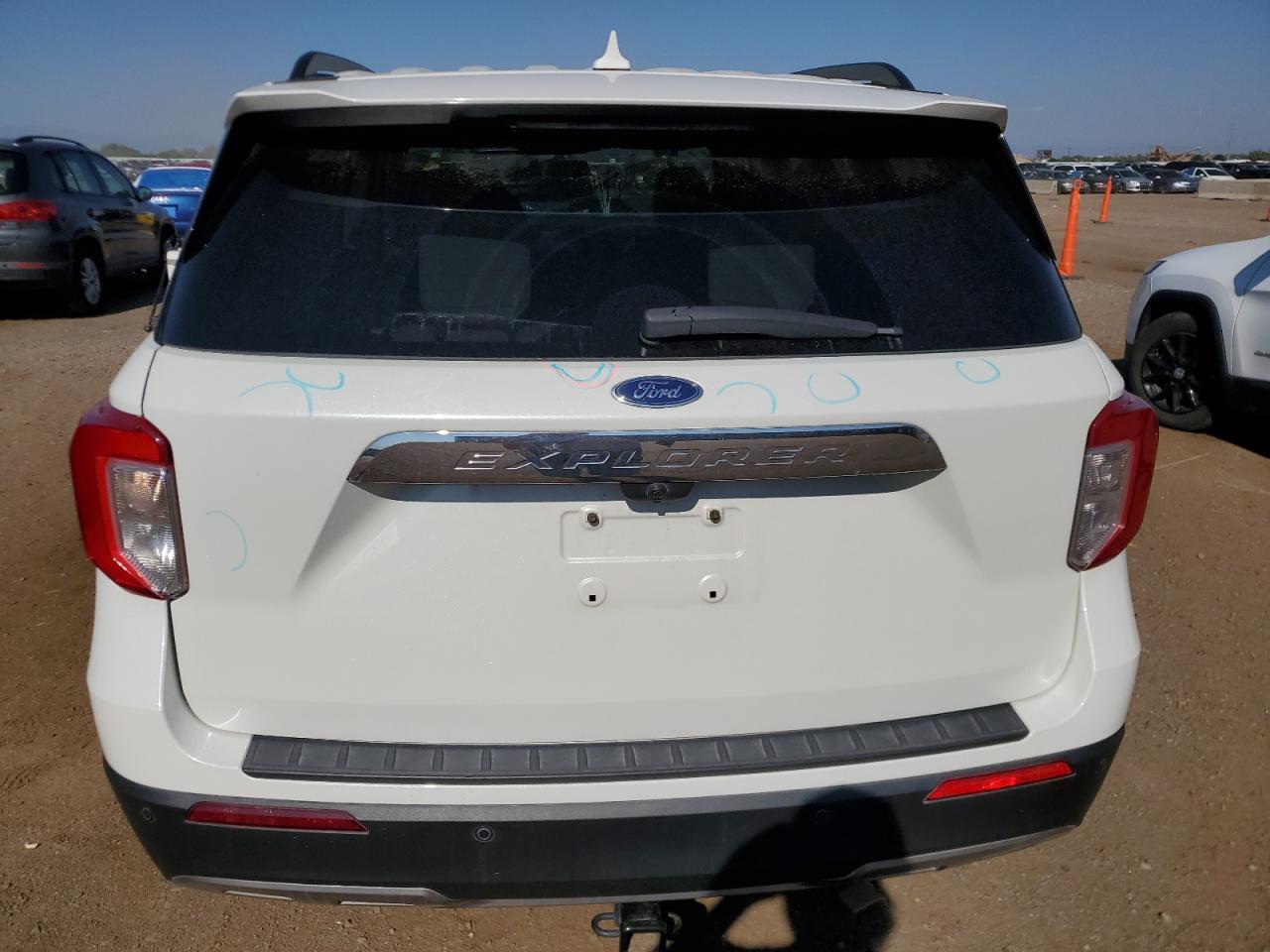 Ford Explorer Xlt Image 5