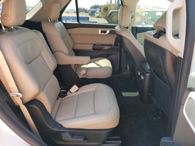 Ford Explorer Xlt Image 8