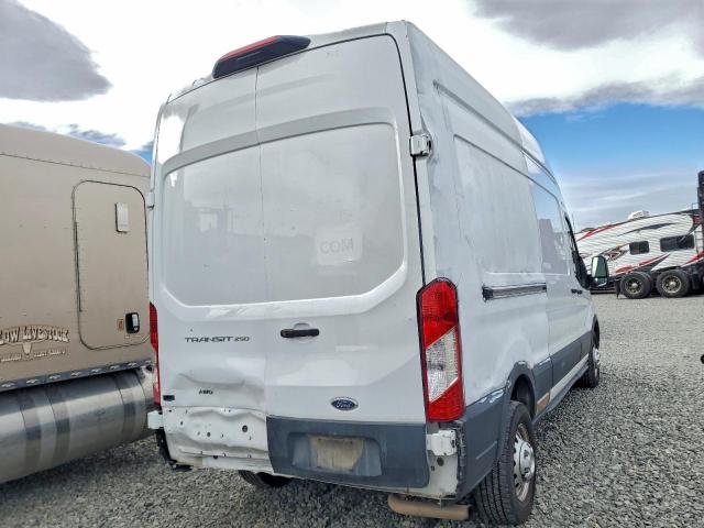 Ford Transit T-250 Image 8