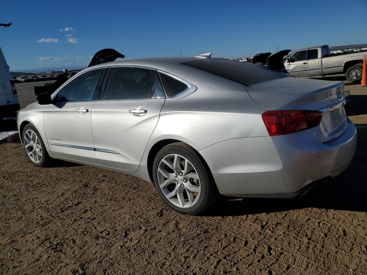 Chevrolet Impala Premier Image 12