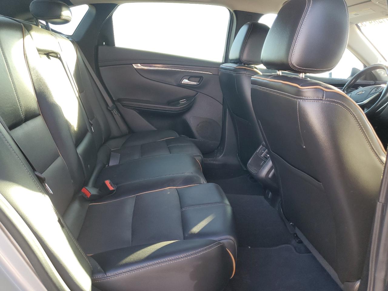 Chevrolet Impala Premier Image 3