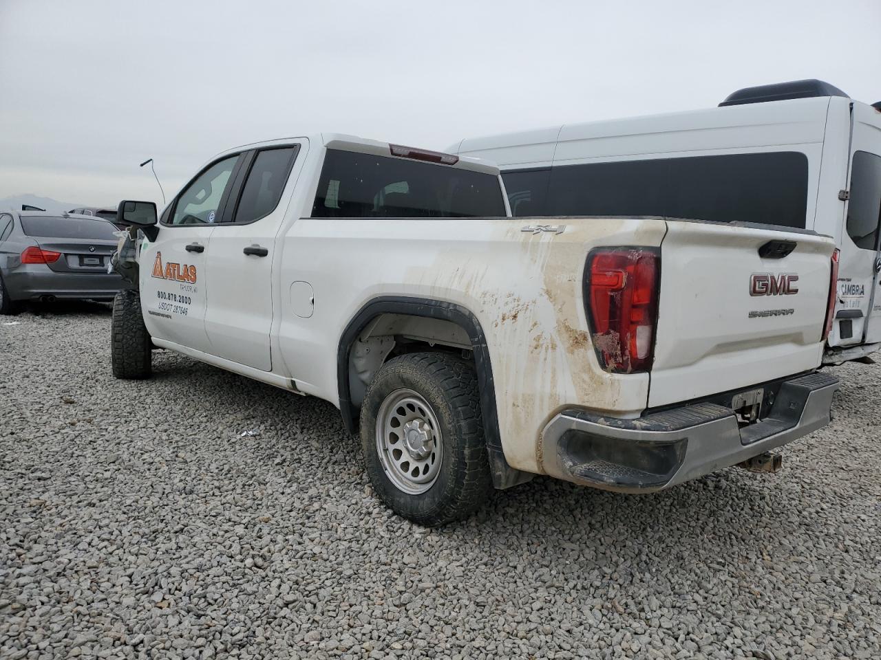 GMC Sierra K1500 Image 4