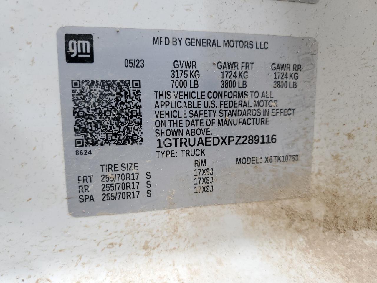 GMC Sierra K1500 Image 8