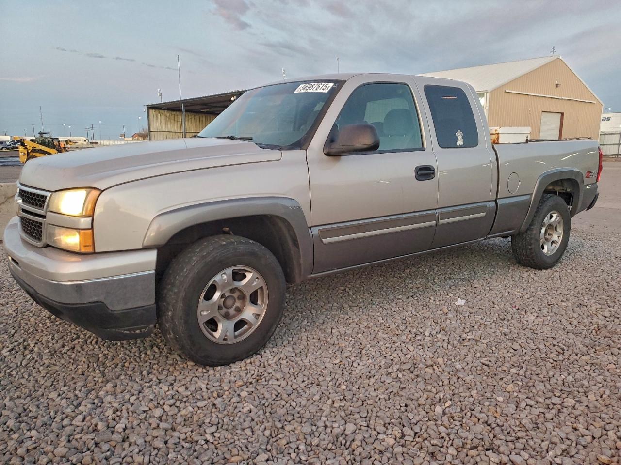 Chevrolet Silverado K1500 Image 1