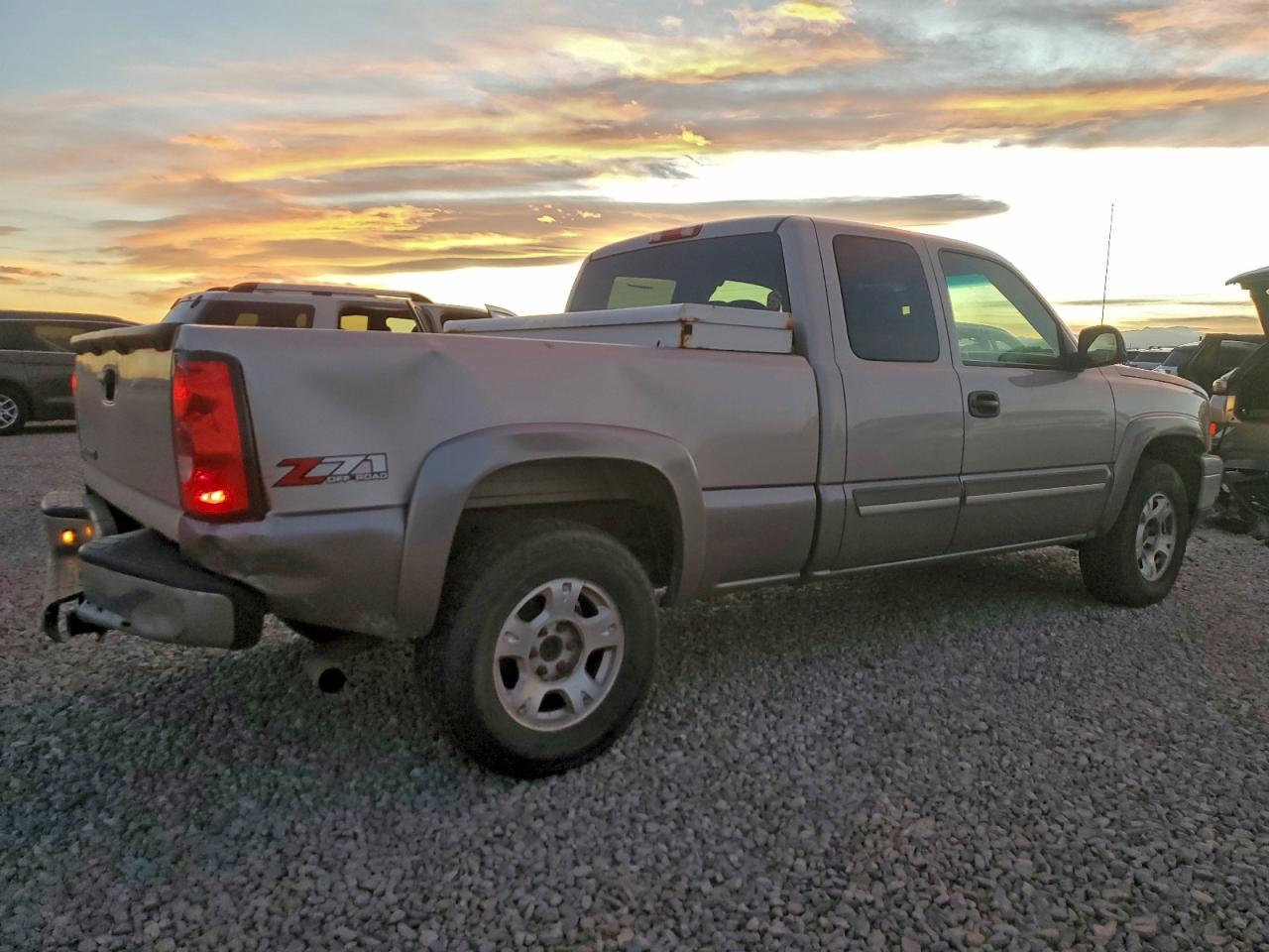 Chevrolet Silverado K1500 Image 4