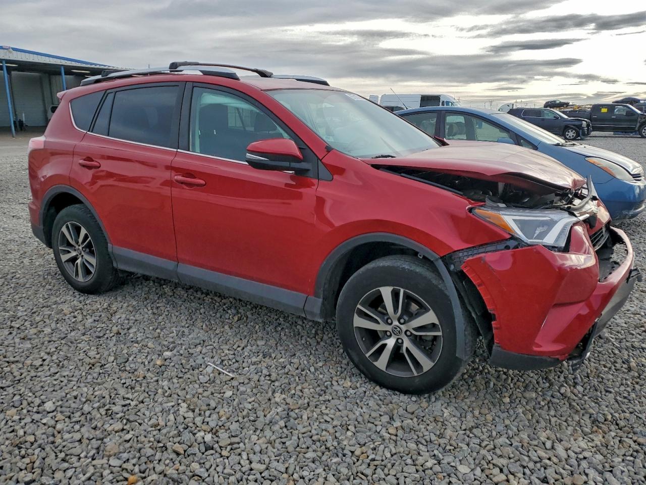 Toyota RAV4 Xle Image 6