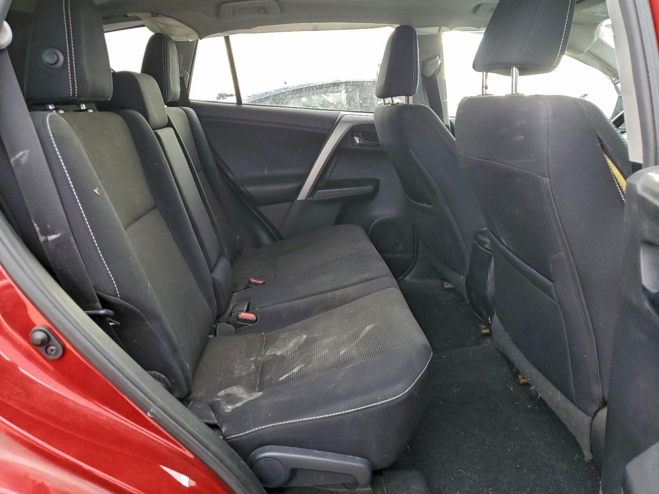 Toyota RAV4 Xle Image 5