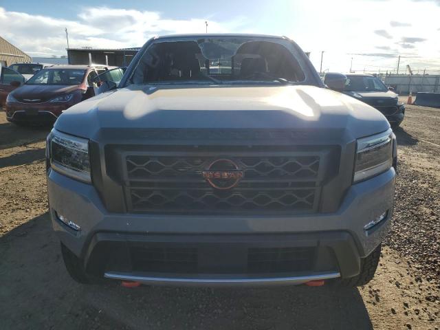 Nissan Frontier S Image 2