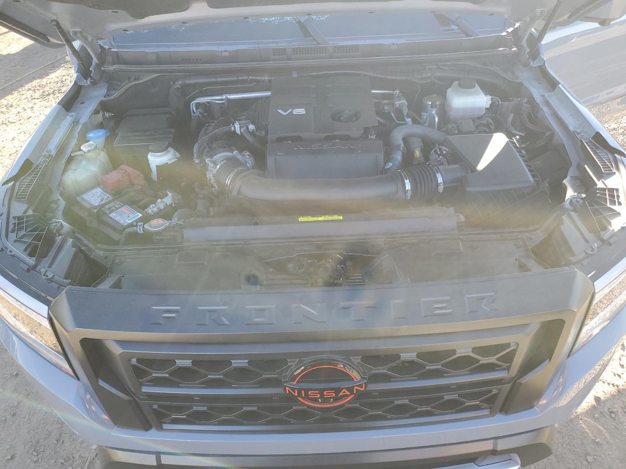 Nissan Frontier S Image 11