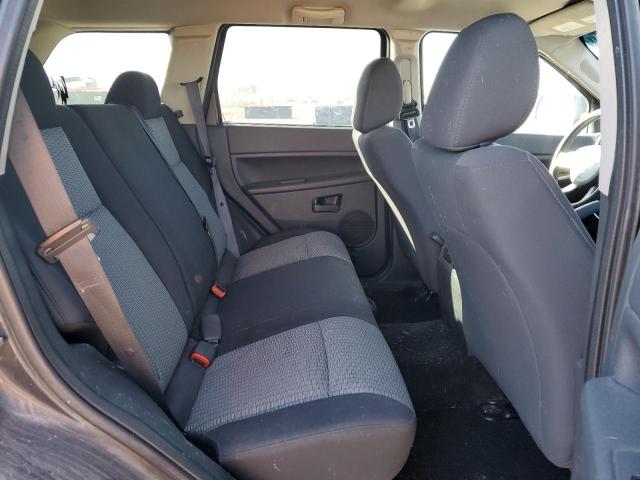 Jeep Grand Cherokee Laredo Image 10